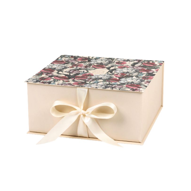 エンチャンテッドガーデン　ギフトボックス L